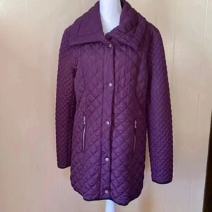 UBU Plum Quilted Long Women’s Coat Size Large.